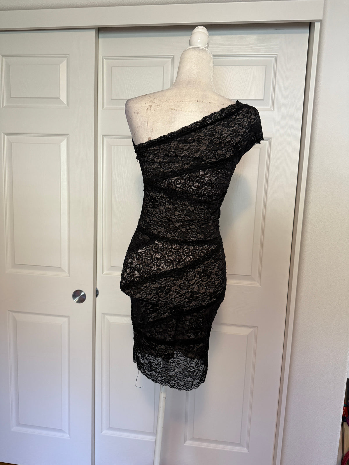 Poof Couture Black Lace One Shoulder Bodycon dress