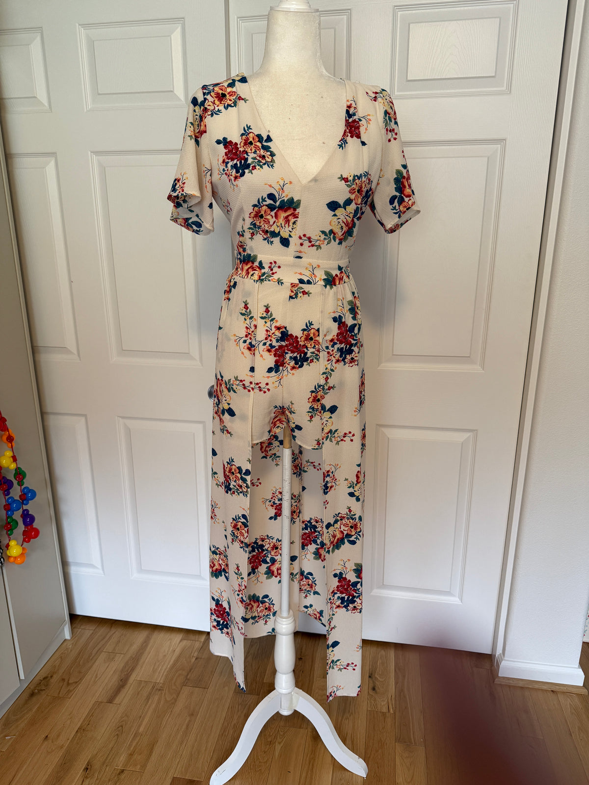 Crystal Sky by Francesca’s Ivory Floral Romper Dress
