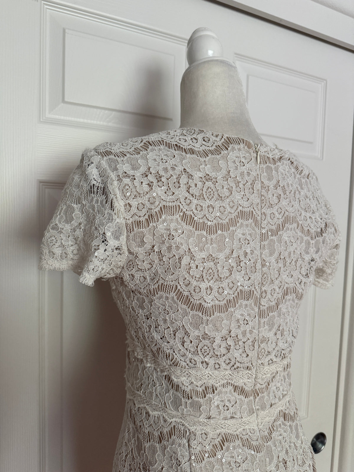 Violets & Roses White Ivory Cream Lace Capsleeve mini dress