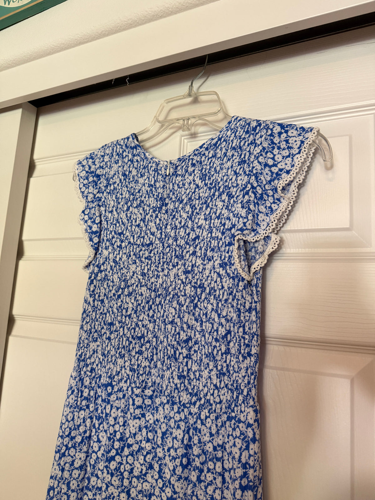 Lost + Wander Pick Me Blue Floral Print Midi Dress size S