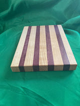 Medium wood cutting board