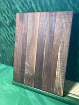 Medium wood cutting board