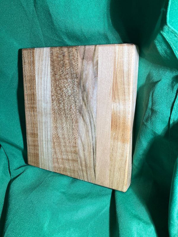 Small wood cutting board. Handcrafted charcuterie board. Cheese board. Small kitchen, r.v., camping, dorm room. Reclaimed wood. Crafted with maple wood.