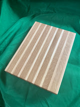 Medium wood cutting board