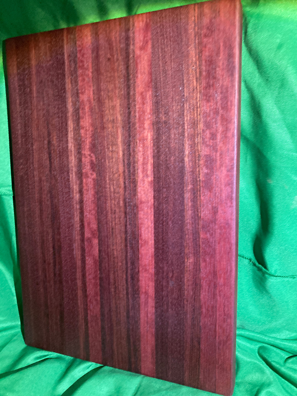 Purple Heart cutting board with juice groove. Exotic wood. 12"x18" purple wood. Handcrafted reclaimed wood.