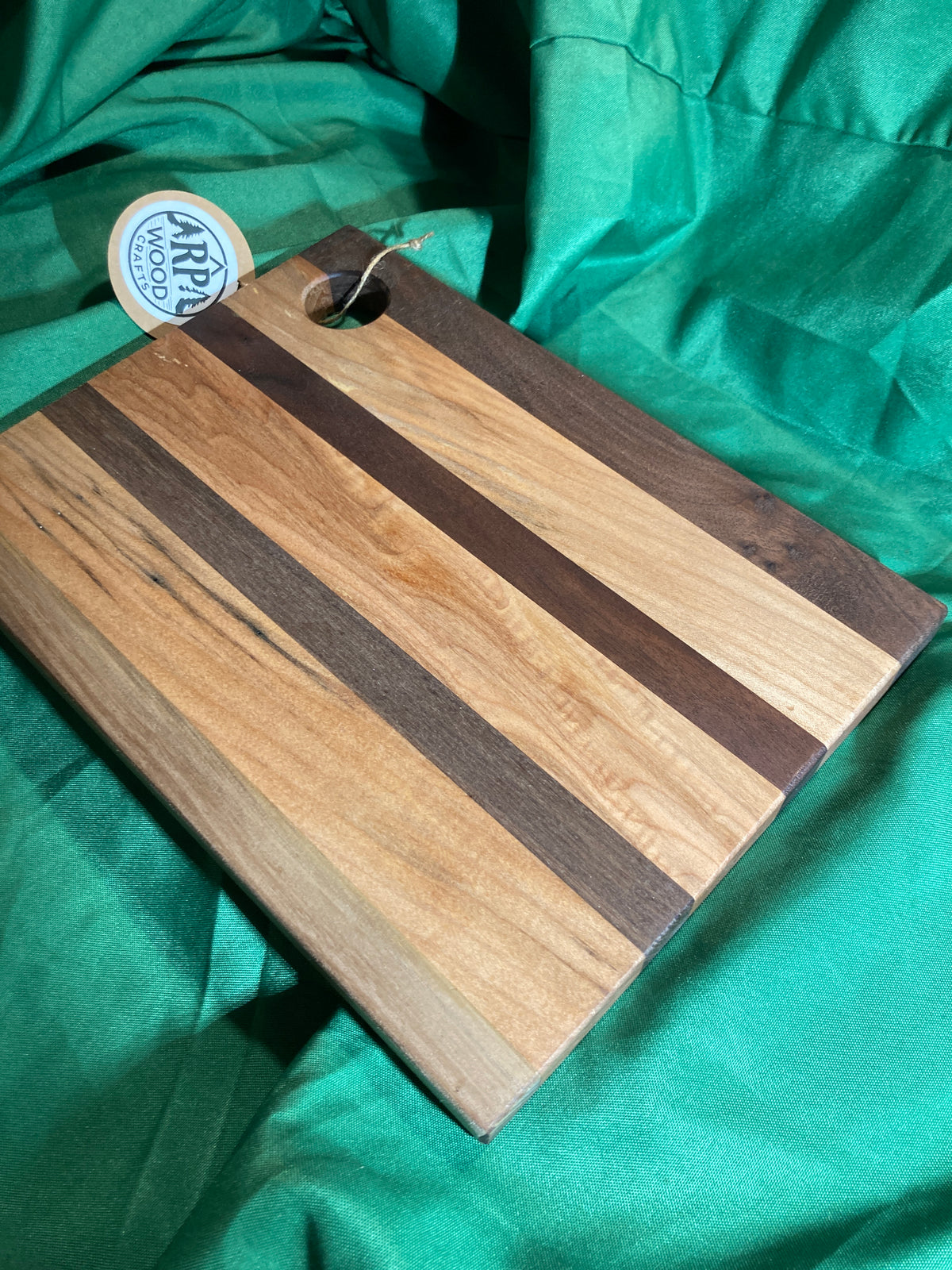 Medium wood Charcuterie board w/ hanging hole. Food prep. Hanging. Reclaimed wood. Handcrafted. High quality. Handmade gift. Walnut wood. Maple wood.