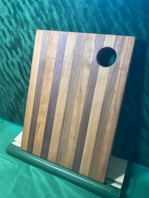 Medium wood Charcuterie board w/ hanging hole